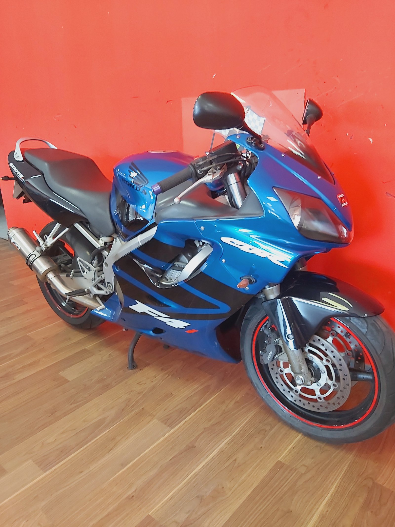 Imagen de la Moto