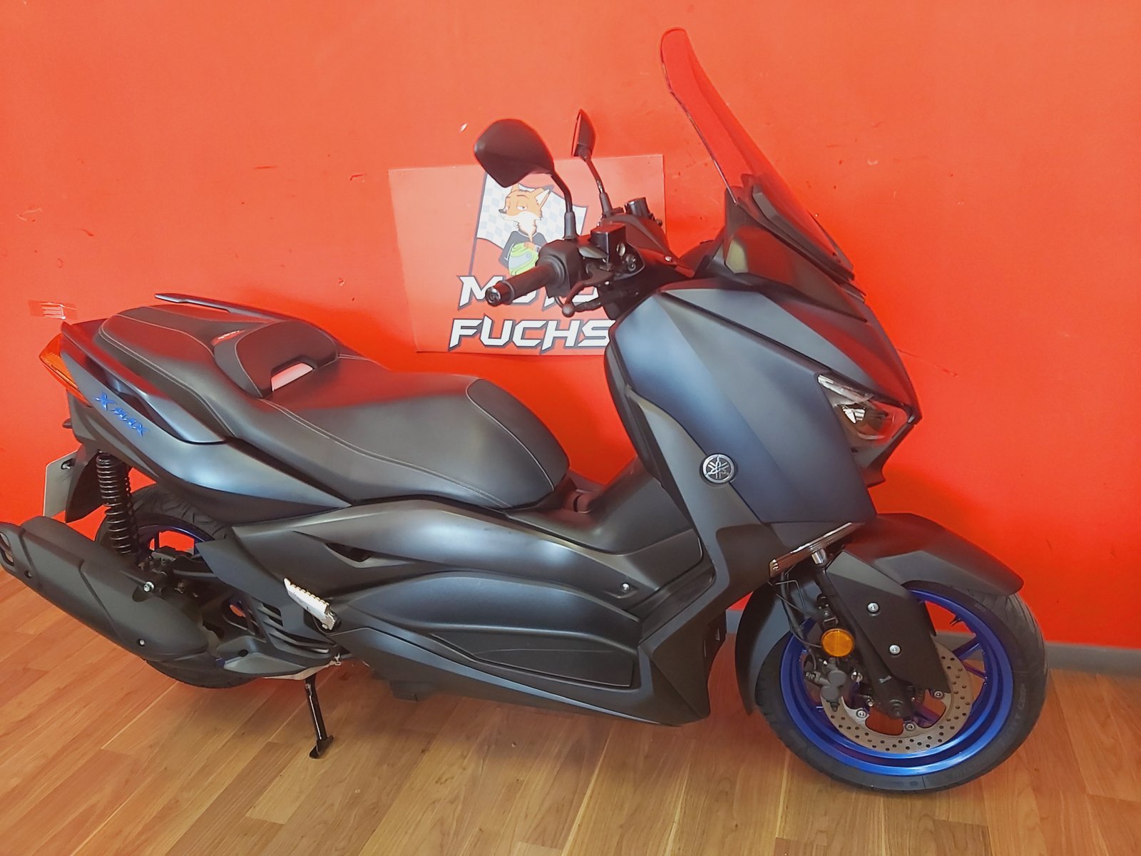 YAMAHA XMAX 125