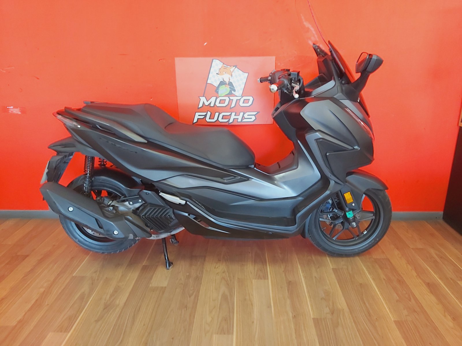 HONDA Forza 125